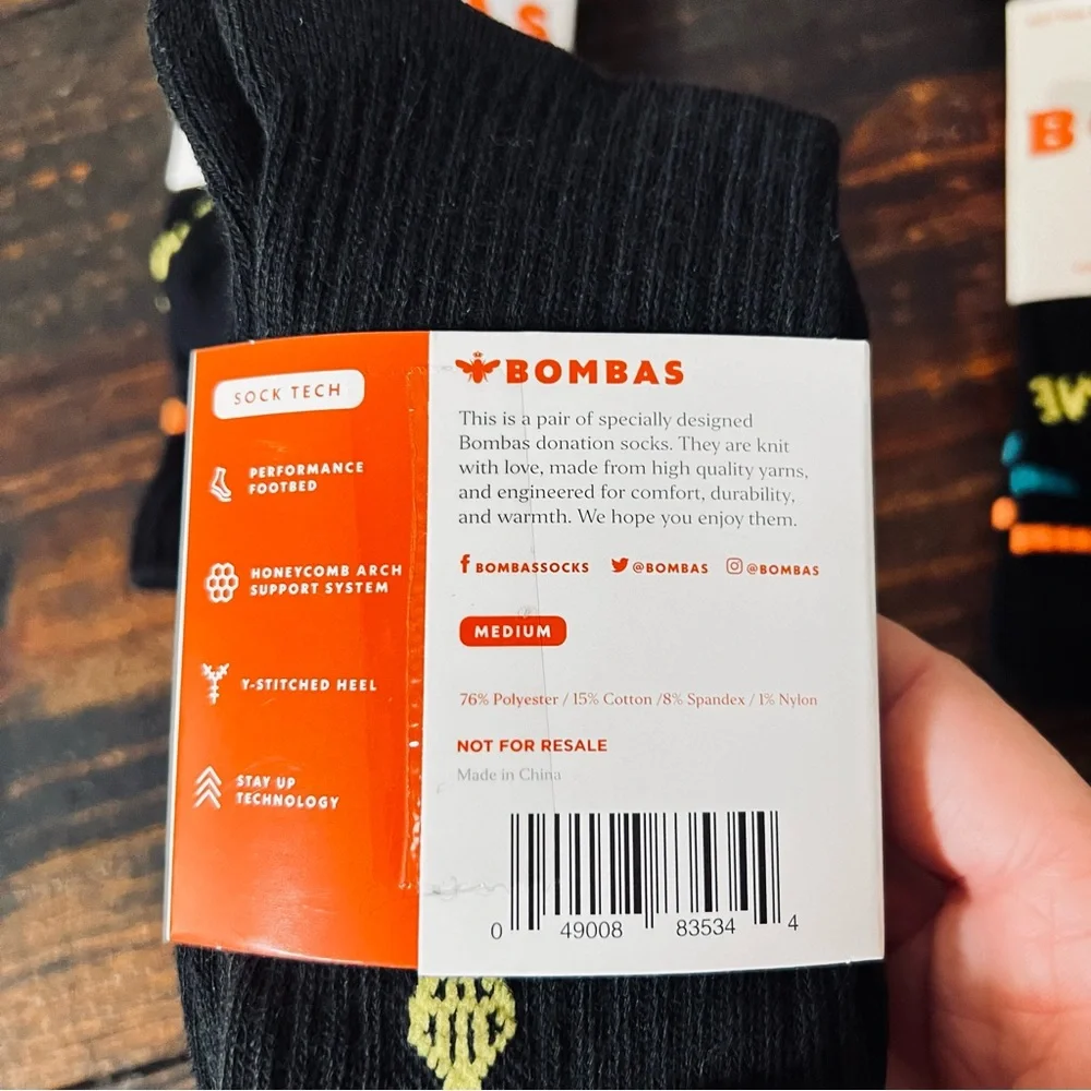 NWT 3 pairs Bombas Crew Socks med